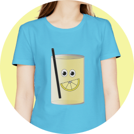 חולצה בצבע תכלת עם ציור של לימונדה שמחה